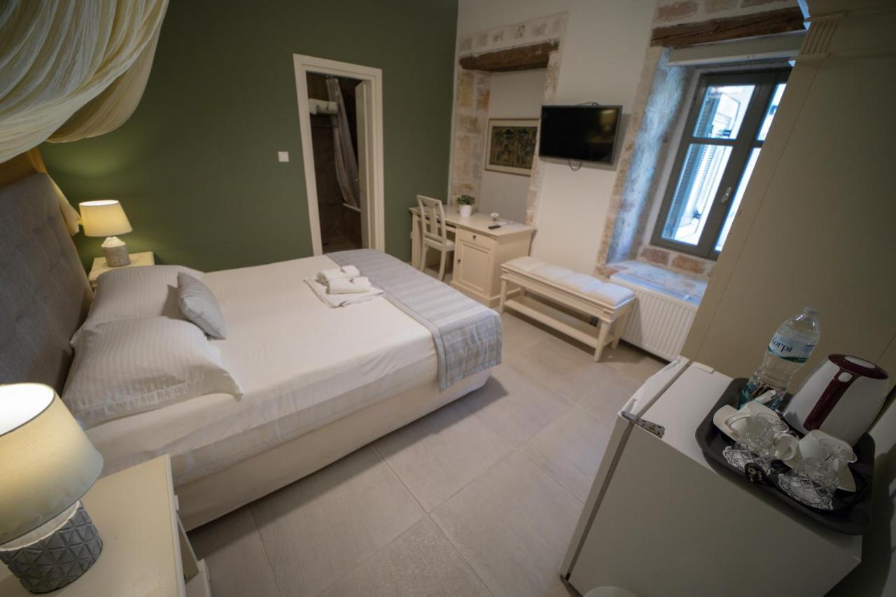 Alicelia Boutique Inn Vathy  Extérieur photo