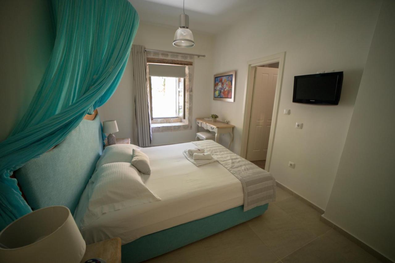 Alicelia Boutique Inn Vathy  Extérieur photo